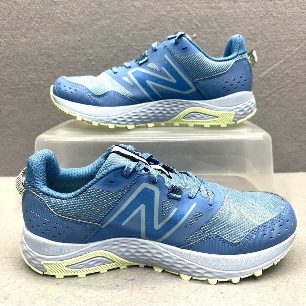 New Balance Women’s 410v8 Trail Running Shoes WT410CC8 Baby Blue Size 9 - Picture 2 of 9